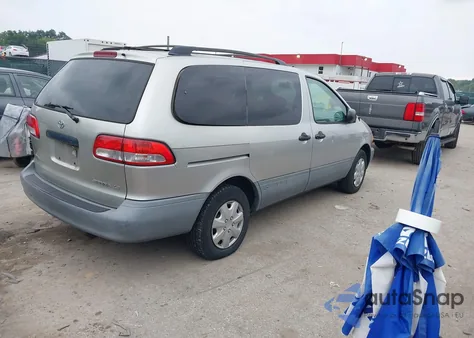 2002 Toyota Sienna Le from USA, damaged, VIN 4T3ZF13C52U437640